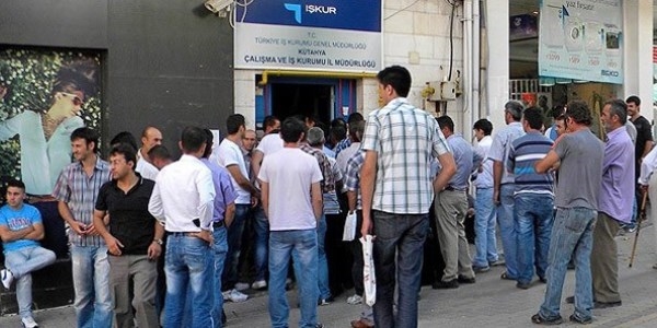 SHÇEK'te kalan çocuklardan, memur alınacak