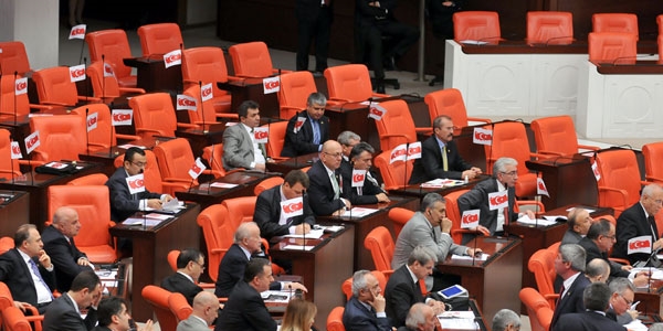 MHP ve HDP, bedelliye olumlu oy verecek