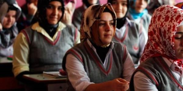 MEB, yurt dışında İmam Hatip Lisesi açacak
