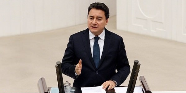 'Hedef yüksek büyüme düşük enflasyon'