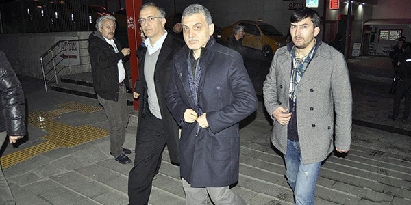 Dumanlı ve Karaca Adliye'ye sevk edildi