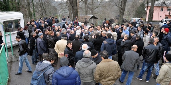 500 Madencinin yer altındaki eylemi sürüyor