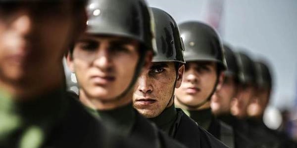 Düşük rütbeli askerin maaşına yüzde 20 zam
