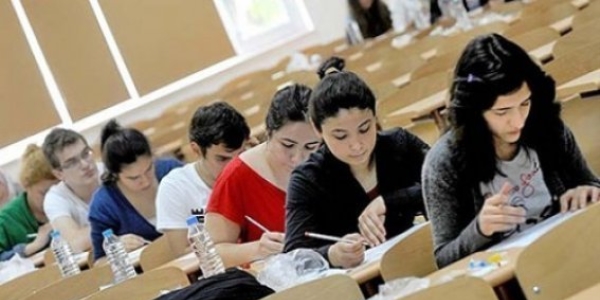 Öğrenciler AÖF vize sınav sonuçlarını öğrenemiyor