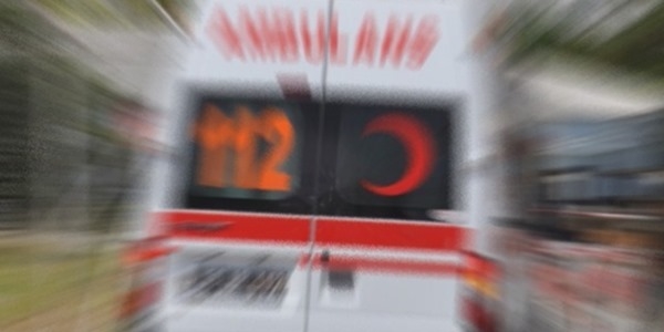 Disipline verilen öğrenci okulun 3. katından atladı!