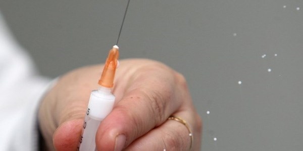 Bebek, aşı vurulduktan bir gün sonra ölü