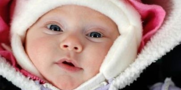Üşümesin diye giydirmek hasta ediyor