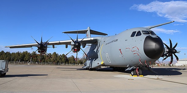 İlk A400M 'transatlantik' görevini tamamladı