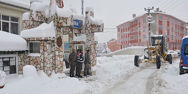 30 mahalleye 5 gündür elektrik verilemiyor