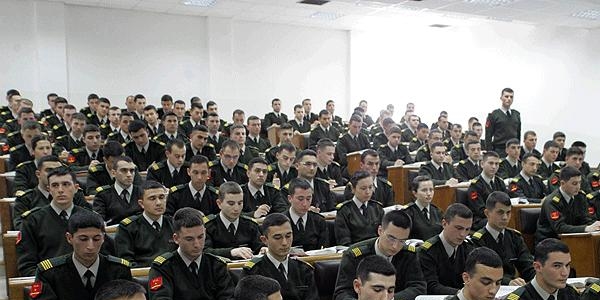 ÖSYS kılavuzunda askeri okul seçeneği kalktı