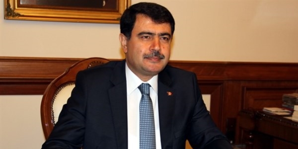 Tatil twiti Vali Şahin'e rekor kırdırdı
