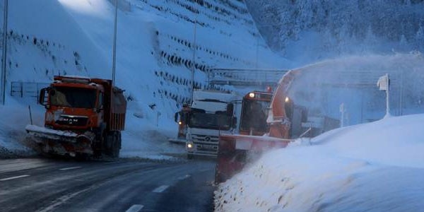 Bolu Da'nda kilometrelerce ara kuyruu olutu