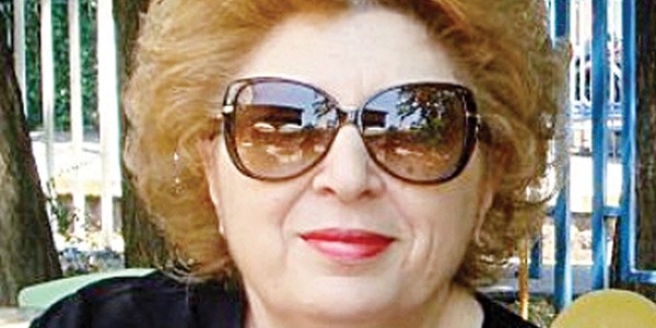 Savcılara hakaretten beraat etti
