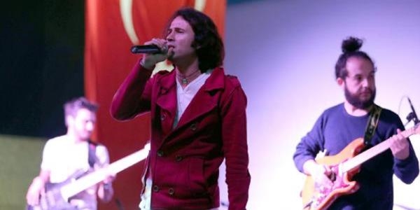 Rockçı İmam: Ölüm tehditleri aldım