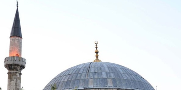 Aşkına karşılık alamayınca 'sela'sını okuttu!