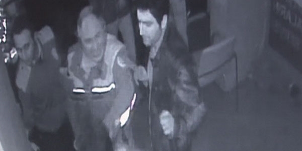 Devriye polisinden esnafa darp iddiası