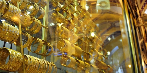 Altının onsu 1.300 doları aştı