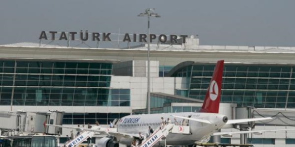 Atatürk Havalimanı'nda 'e-gate' uygulaması