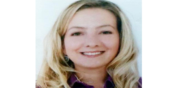Burcu öğretmen kalbine yenik düştü