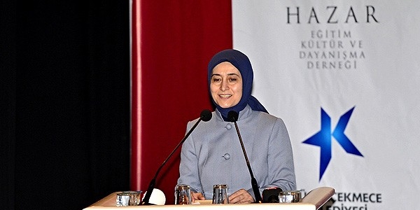Davutoğlu: Erkeğe kadına vurmak değil, vurulmak yakışır