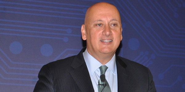 Turkcell CEO'su Ciliv grevinden ayrld