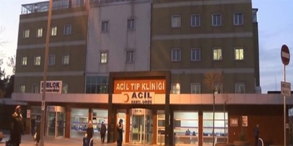 Nöbetçi er karnından vurulmuş halde bulundu