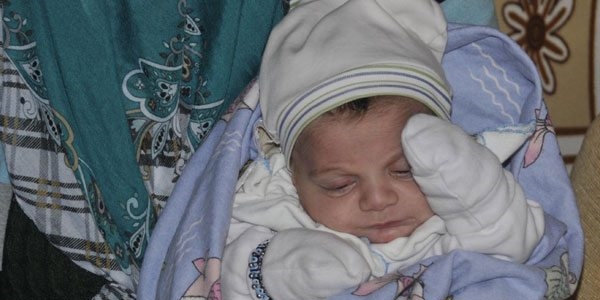 Hastanede bebeklerin kartrld iddias