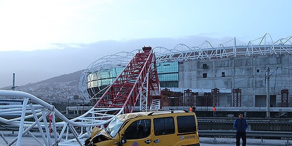 Kuvvetli lodos Bursa'da can aldı