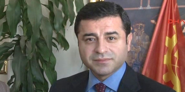 'En kalabalık heyet İmralı'da'