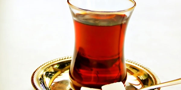 Kadınlar çay atıklarıyla güzelleşecek
