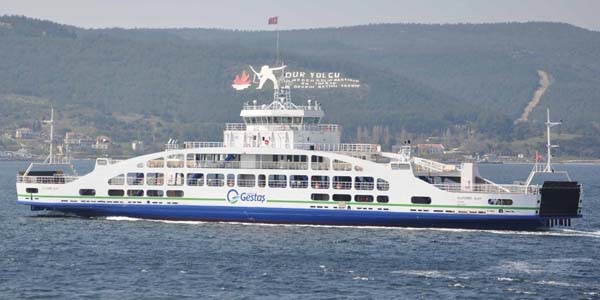 Çanakkale'de feribot seferi iptalleri