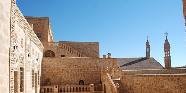 Cemaatlere iade edilen arazi sayısı bin 14'e ulaştı