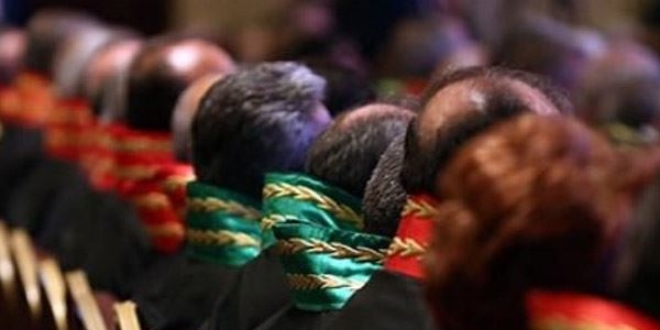 Ak Parti, HSYK üyelerini TBMM seçsin istiyor