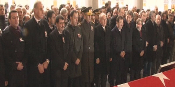 Mahir Kaynak son yolculuğuna uğurlandı