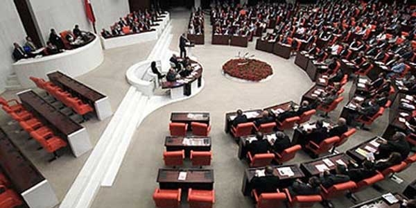 'Aile Paketi'nin komisyon görüşmesi iptal edildi