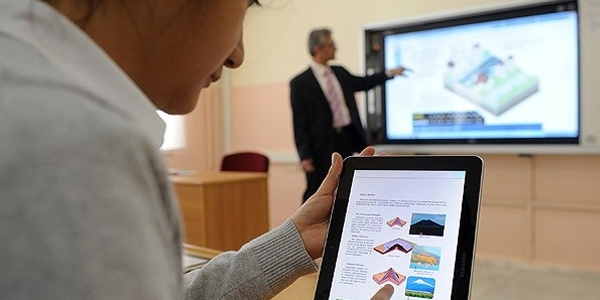 MEB, 700 bin tablet alımı için ihale açtı
