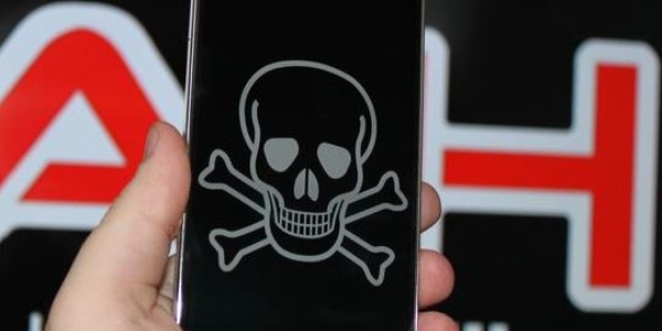 Telefonunuzu kapattığınızı sanıyorsanız yanılıyorsunuz!