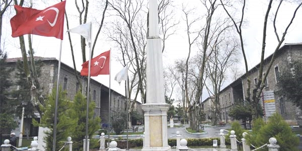 İstanbul'a iki yeni Darülaceze geliyor
