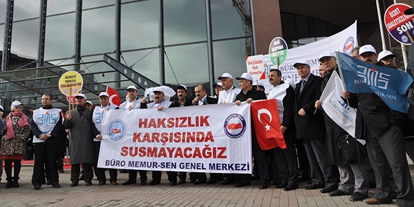 Büro Memur-Sen'den bakanlık önünde eylem