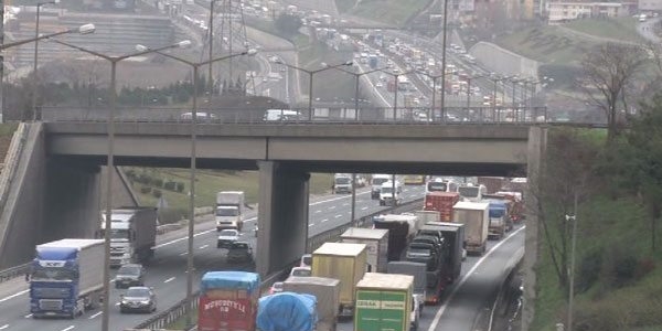 Köprü trafiğini felç eden kaza: 1 ölü