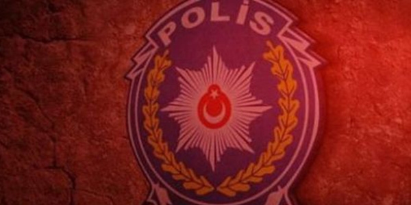 Yasa dışı dinleme operasyonu: 10 polise gözaltı
