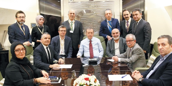 Babacan ve Başçı'ya: Kendinize çeki düzen verin