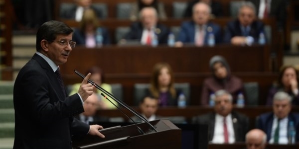 Davutoğlu: Silah gündeme gelirse taviz vermeyiz