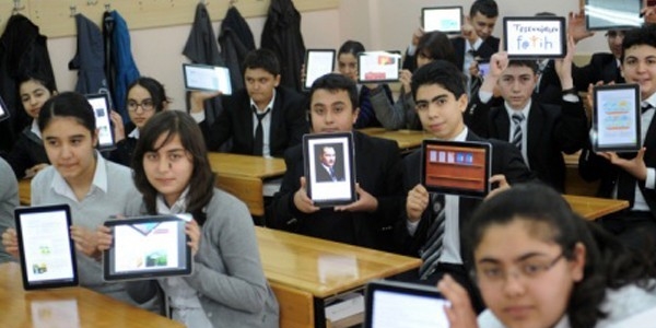 9 bin 52 okul daha internete kavuacak
