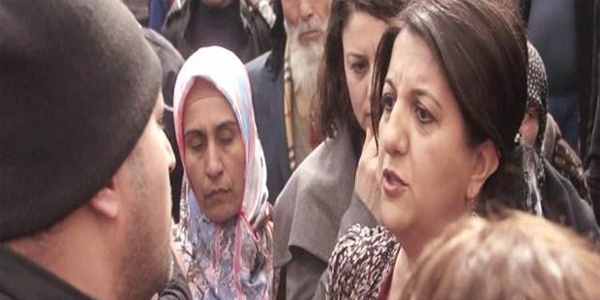 Buldan, Polisle Öcalan posteri yüzünden tartıştı