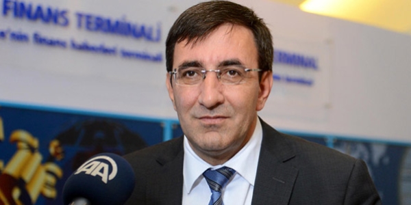 Yılmaz: Dolardaki artışı açıklamak mümkün değil