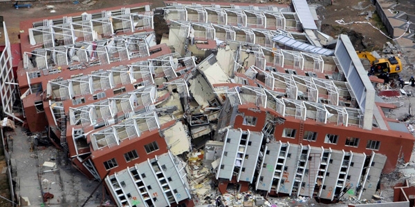 58 yılda 411 bin bina depremlerden dolayı yıkıldı