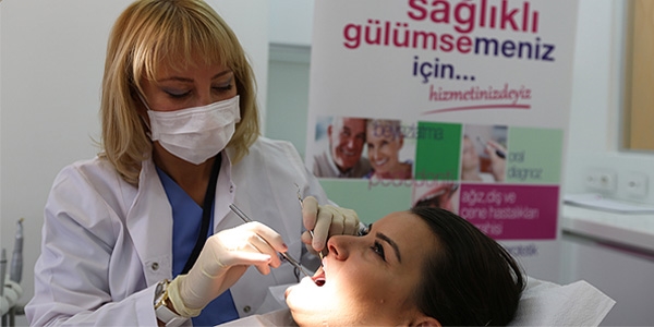 Günal: Tek seansta etkileyici gülüşler