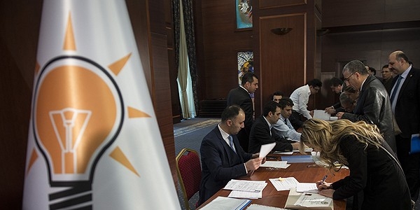 AK Parti'de aday mülakatları başladı