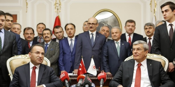 Adalet Bakanlığı'nda devir-teslim töreni
